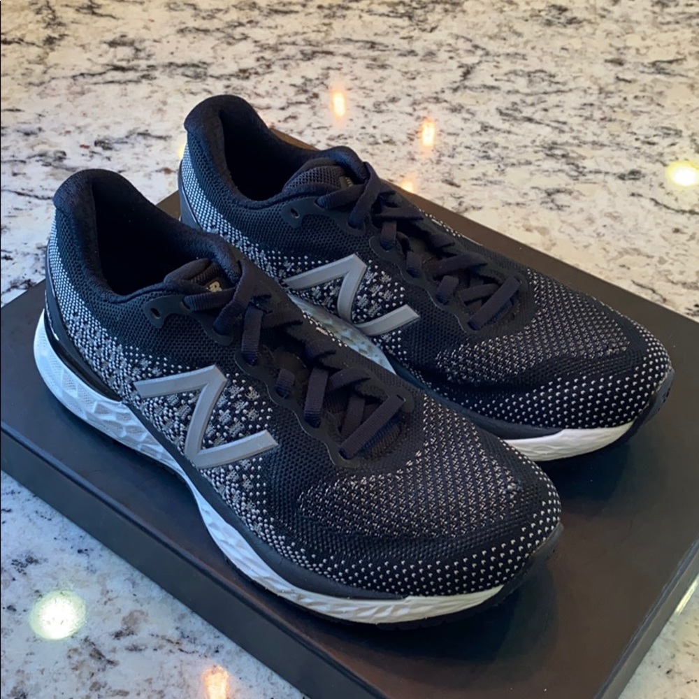 New Balance Fresh Foam 880 Size 7 (B)